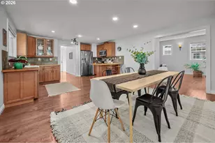 7304 SW 28th Ave, Portland, OR 97219 - Photo 8