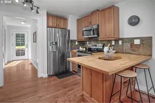 7304 SW 28th Ave, Portland, OR 97219 - Photo 10