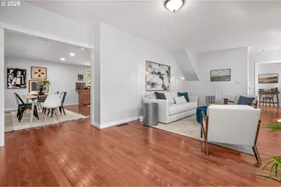 7304 SW 28th Ave, Portland, OR 97219 - Photo 4