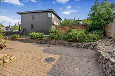 1307 Columbia St, Hood River, OR 97031 - Photo 40