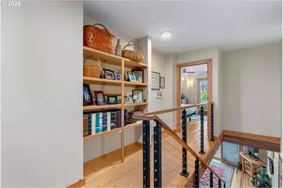 1307 Columbia St, Hood River, OR 97031 - Photo 16