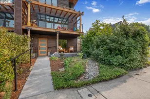 1307 Columbia St, Hood River, OR 97031 - Photo 2