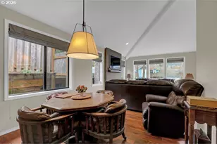 1626 Cinnamon Hill Dr SE, Salem, OR 97306 - Photo 8