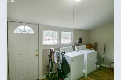 265 Bryant St, Clatskanie, OR 97016 - Photo 32