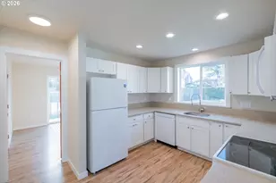 3392 Sunnyview Rd NE, Salem, OR 97301 - Photo 36