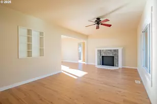 3392 Sunnyview Rd NE, Salem, OR 97301 - Photo 4