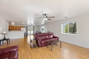 143 Briggs Dr, Myrtle Creek, OR 97457 - Photo 10