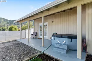 143 Briggs Dr, Myrtle Creek, OR 97457 - Photo 42