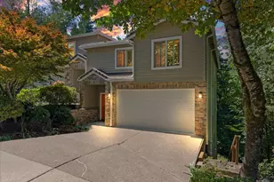 4 Northview Ct, Lake Oswego, OR 97035 - Photo 1