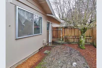 19875 SW Rock Dr, Beaverton, OR 97003 - Photo 38