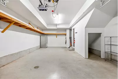 4644 S Kelly Ave, Portland, OR 97239 - Photo 36