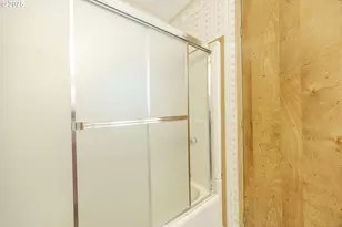 1475 Green Acres Rd, Eugene, OR 97408 - Photo 22