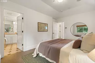 5079 W Sunset Dr, Lake Oswego, OR 97035 - Photo 18