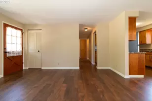 1715 W Park Dr, Florence, OR 97439 - Photo 10