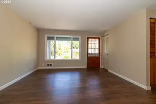 1715 W Park Dr, Florence, OR 97439 - Photo 8