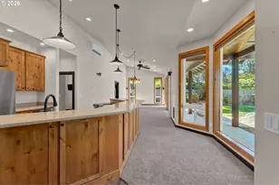 4606 Perpetua St, Florence, OR 97439 - Photo 2