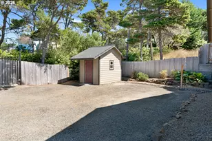 4606 Perpetua St, Florence, OR 97439 - Photo 26