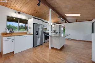 9324 NE Levee Rd, Portland, OR 97211 - Photo 18