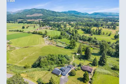 9065 Trask River Rd, Tillamook, OR 97141 - Photo 10