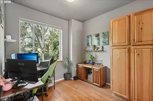 668 SW Dillan Dr, Beaverton, OR 97006 - Photo 16