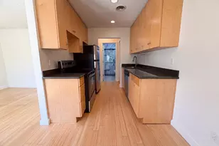 1300 NE 68th Ave, Portland, OR 97213 - Photo 6