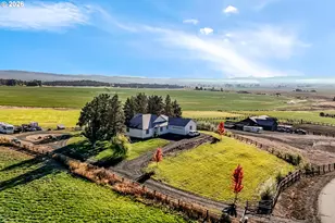 8997 NW Elizabeth Way, Prineville, OR 97754 - Photo 2