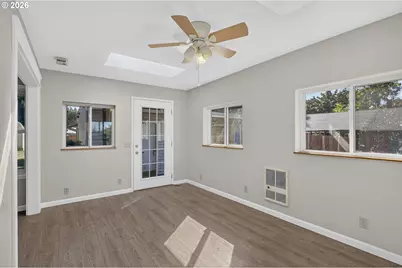 4001 E 14th St, Vancouver, WA 98661 - Photo 6