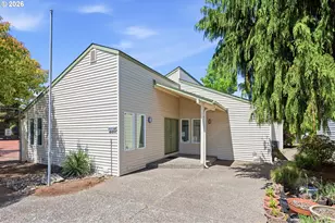 490 N Hayden Island Dr, Portland, OR 97217 - Photo 30