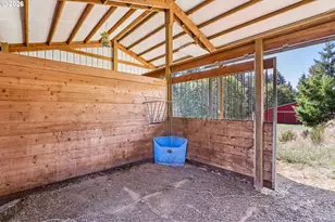 19285 S Lyons Rd, Oregon City, OR 97045 - Photo 32