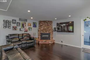 6708 14th Ave NE, Keizer, OR 97303 - Photo 8