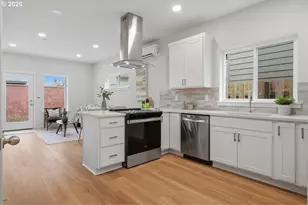 9269 E Burnside St, Portland, OR 97216 - Photo 8