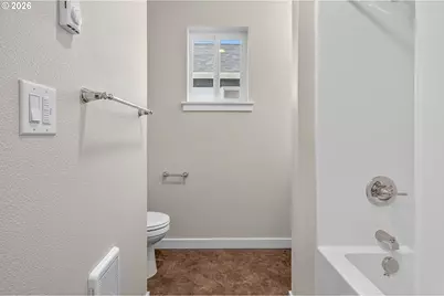 9269 E Burnside St, Portland, OR 97216 - Photo 18