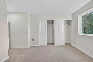 9269 E Burnside St, Portland, OR 97216 - Photo 12