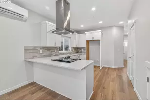 9269 E Burnside St, Portland, OR 97216 - Photo 6