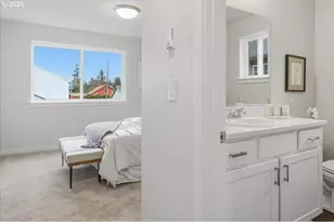 9269 E Burnside St, Portland, OR 97216 - Photo 22