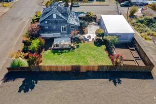 1021 Deal St, Junction City, OR 97448 - Photo 44