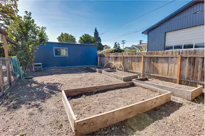 1021 Deal St, Junction City, OR 97448 - Photo 40