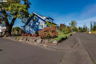 1021 Deal St, Junction City, OR 97448 - Photo 6