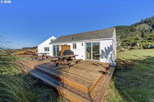 95500 Hwy 101, Yachats, OR 97498 - Photo 10