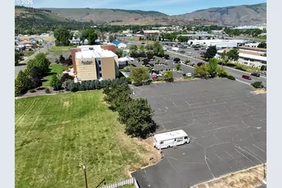 W 7th St, The Dalles, OR 97058 - Photo 6