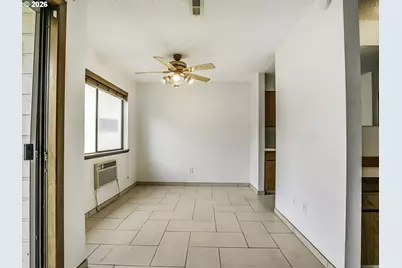 15926 NE Fremont St, Portland, OR 97230 - Photo 12