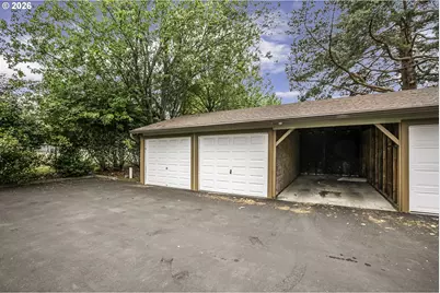 15926 NE Fremont St, Portland, OR 97230 - Photo 30