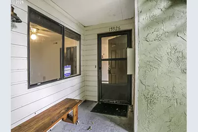 15926 NE Fremont St, Portland, OR 97230 - Photo 2