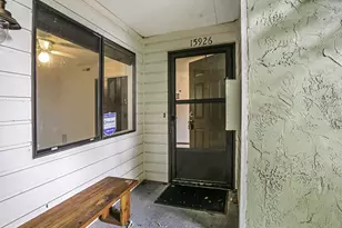 15926 NE Fremont St, Portland, OR 97230 - Photo 2