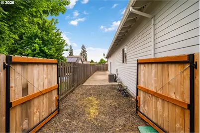 1909 NE 156th Ave, Portland, OR 97230 - Photo 46