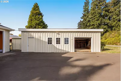 13528 NE Denbrook Rd, Aurora, OR 97002 - Photo 32