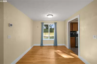 13528 NE Denbrook Rd, Aurora, OR 97002 - Photo 10