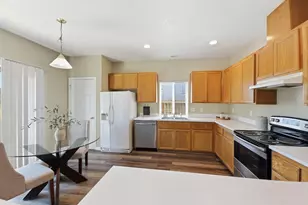 5244 Donohoe Ave, Eugene, OR 97402 - Photo 8