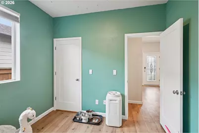 438 Greencrest St, Salem, OR 97301 - Photo 26