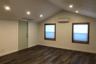 345 S 38th St, Springfield, OR 97478 - Photo 4